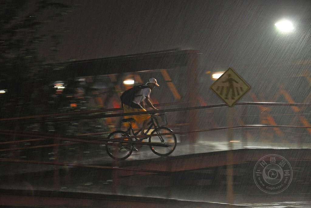 收藏备查，雨天主题拍摄手册！